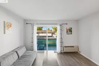 Photo #6: 41119649 Listing 