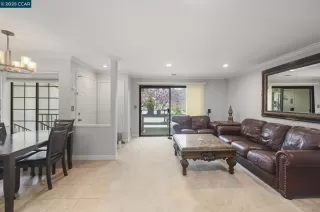 Photo #3: 41119696 Listing