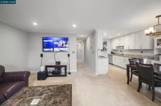 Photo #4: 41119696 Listing