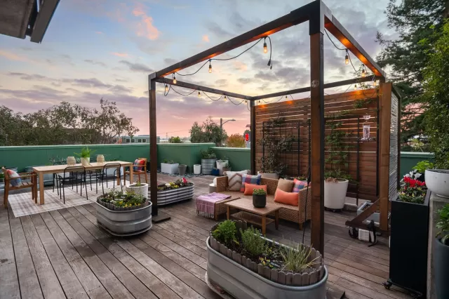 MLS: 41119778 Condo For Sale