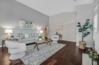 Photo #4: 41119852 Listing