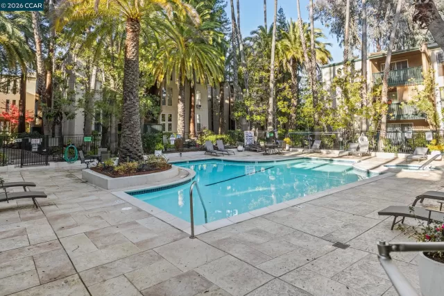 MLS: 41120071 Condo For Sale