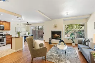 Photo #6: 41120091 Listing