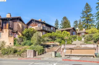 Photo #2: 41120200 Listing 