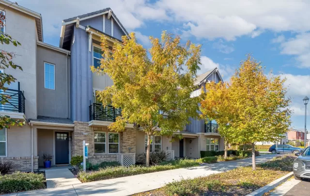 MLS: 41120238 Condo For Sale