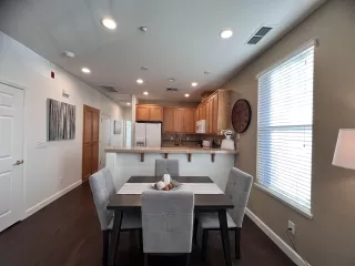 Photo #5: 41120303 Listing