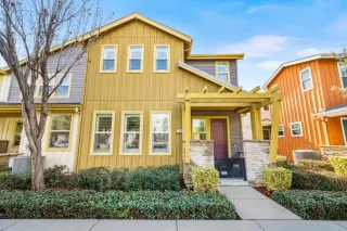 More Details about MLS # 41120344 : 253 FENNEL WAY