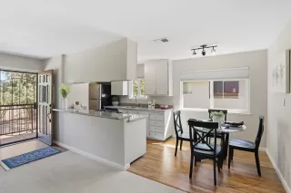 Photo #6: 41120355 Listing 