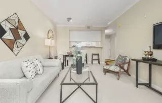 Photo #5: 41120372 Listing