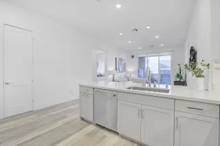 Photo #6: 41120434 Listing