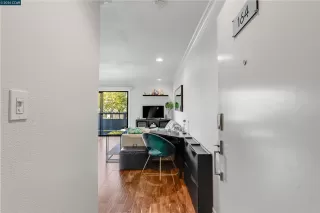 Photo #1: 41120625 Listing 