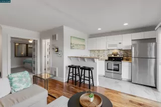 Photo #5: 41120625 Listing 