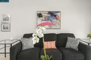 Photo #6: 41120656 Listing 