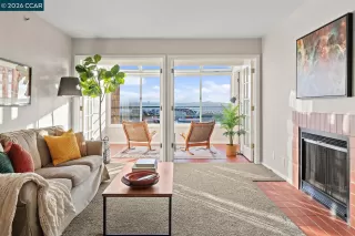 Browse active condo listings in BRICKYARD LANDING