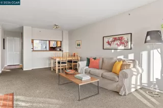 Photo #5: 41120706 Listing 