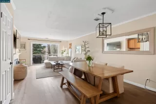 Photo #6: 41120707 Listing