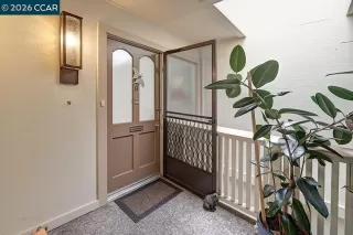 Photo #2: 41120742 Listing 