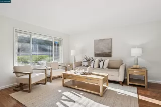 Photo #2: 41120761 Listing 