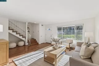 Photo #3: 41120761 Listing 