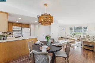 Photo #5: 41120761 Listing 