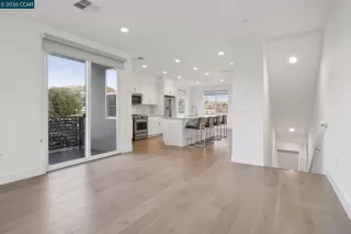 Photo #1: 41120815 Listing