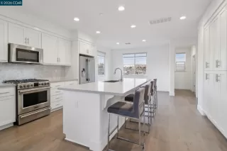 Photo #2: 41120815 Listing