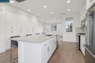 Photo #5: 41120815 Listing