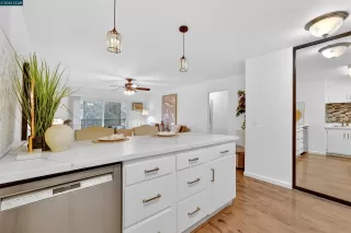 Photo #5: 41120924 Listing 