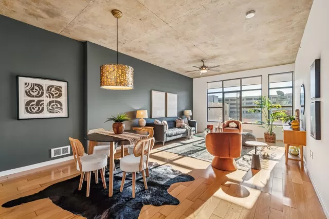 MLS: 41120952 Condo For Sale