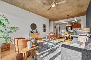 Photo #6: 41120952 Listing 