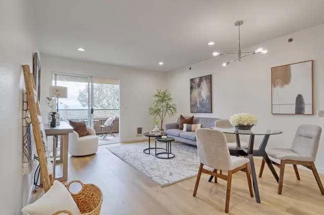 MLS: 41120956 Condo For Sale