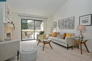 Photo #5: 41120957 Listing