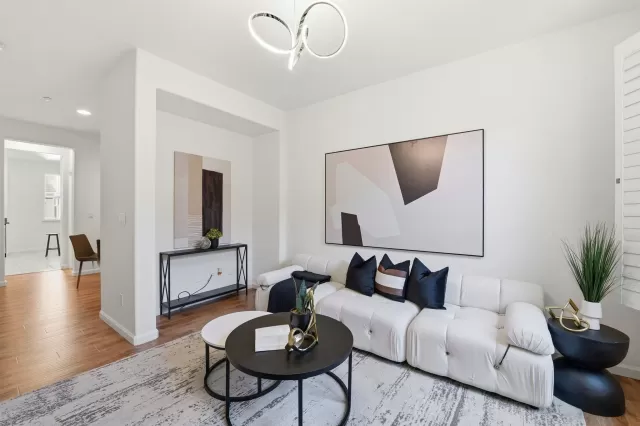 MLS: 41120977 Condo For Sale