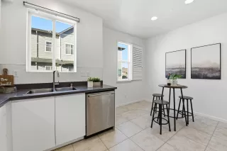 Photo #5: 41120977 Listing 