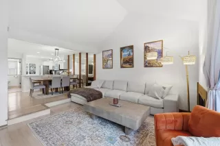 Photo #1: 41121033 Listing 