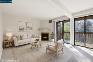 More Details about MLS # 41121044 : 1761 CARMEL DR # 203