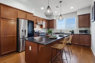 Photo #1: 41121112 Listing 