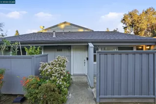 Photo #1: 41121140 Listing 