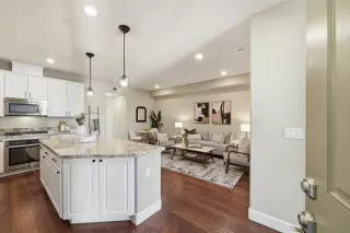 Photo #4: 41121150 Listing 