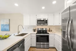 Photo #1: 41121168 Listing 