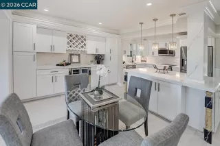 Photo #5: 41121370 Listing 