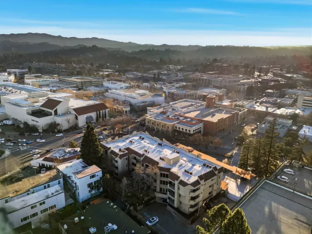 MLS: 41121378 Condo For Sale