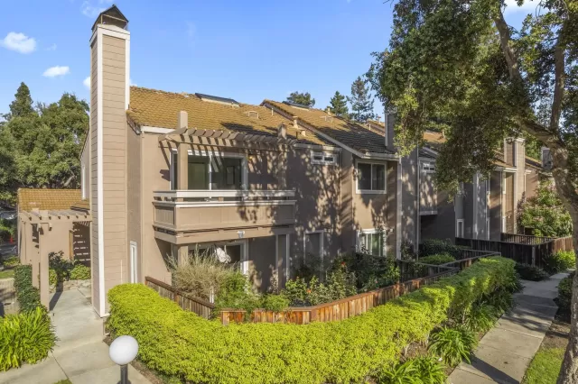 MLS: 41121394 Condo For Sale