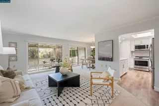 Photo #2: 41121430 Listing 