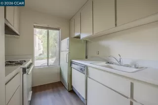 Photo #2: 41121473 Listing 