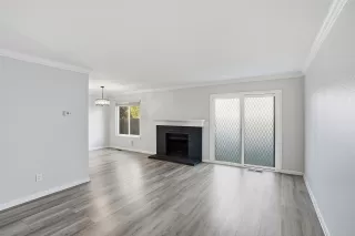 Photo #1: 41121543 Listing 