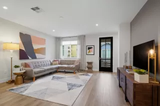 Photo #6: 41121559 Listing