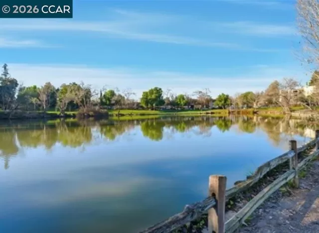 MLS: 41121619 Condo For Sale