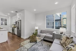 Photo #5: 41121654 Listing 