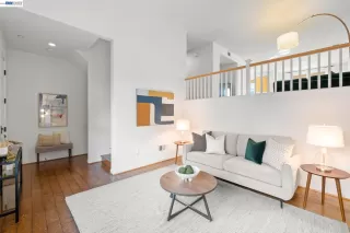 Photo #3: 41121669 Listing 